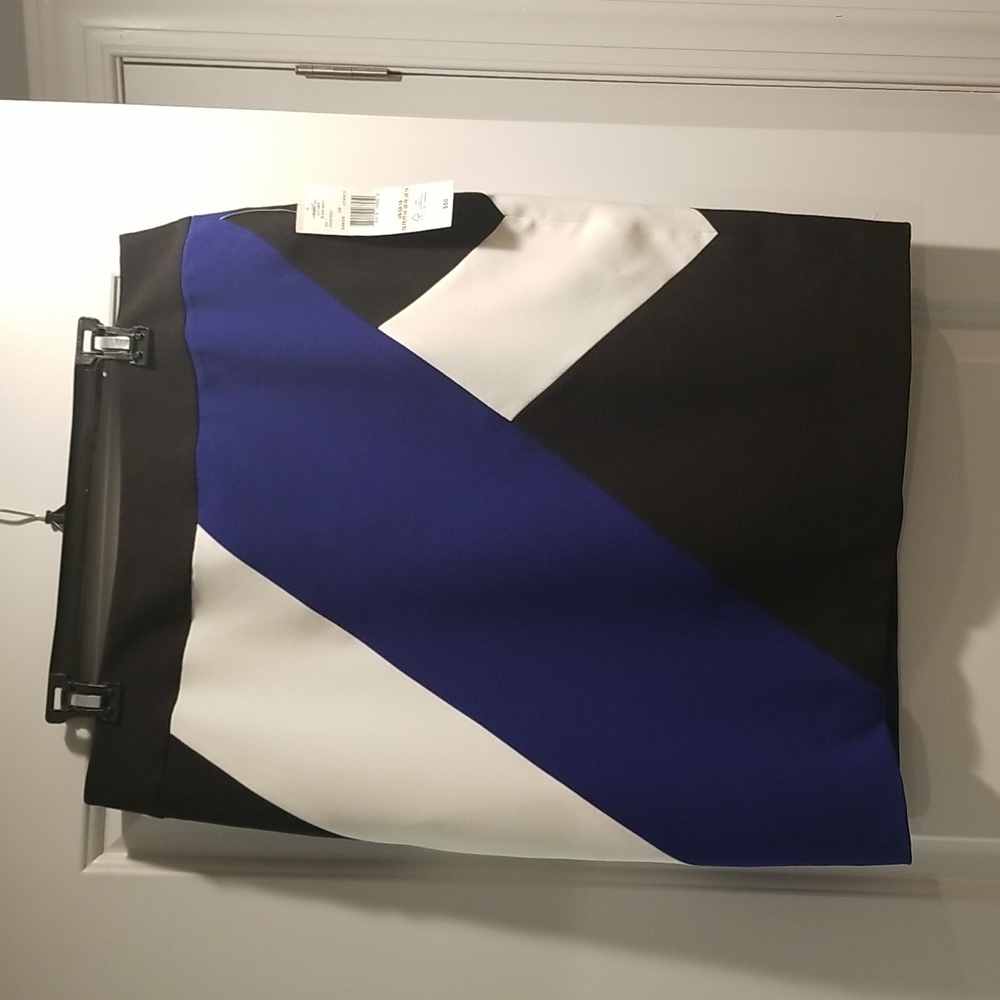 Evan Picone Colorblock Skirt. NWT. Size 10.